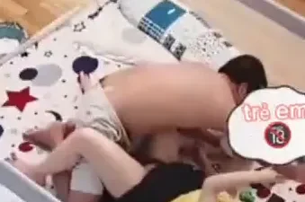 Cuộc yêu vụng trộm khi con ngủ say - Phim sex JAV vietsub HD tại Phevkl