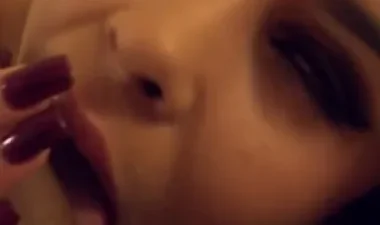 Khoảnh khắc đầu đời ngọt ngào của Taylor Reed - Xem phim sex HD tại Phevkl