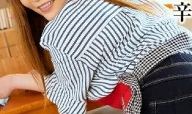 Em giúp việc vòng ba căng tròn mây mưa khi dọn nhà - Phevkl