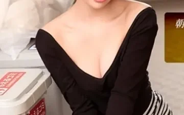 Bí mật dâm đãng cô hàng xóm không nội y - Phim sex Phevkl