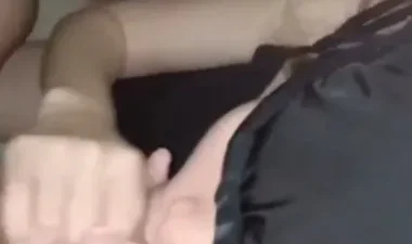 Em gái teen thích nuông chiều người yêu - Phim sex HD tại Phevkl