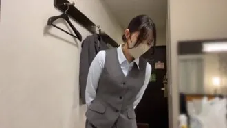 FC2-PPV-4789788 Ảnh cá nhân gốc ♥ Nhật ký POV với cô nàng công sở tsundere (25 tuổi) tôi gặp trên một ứng dụng hẹn hò (hai phần)