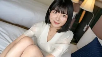 SIRO-5557 "Thật là một cô gái có vẻ ngoài ngây thơ?! Người xinh tóc ngắn này thích những con cặc to và cứng! Miyuri, người có tính cách khổ dâm, càng bị trêu chọc, tim cô ấy càng đập mạnh!! [Cảnh quay đầu tiên] Đăng ký AV trực tuyến → AV...": MGS Video Adult